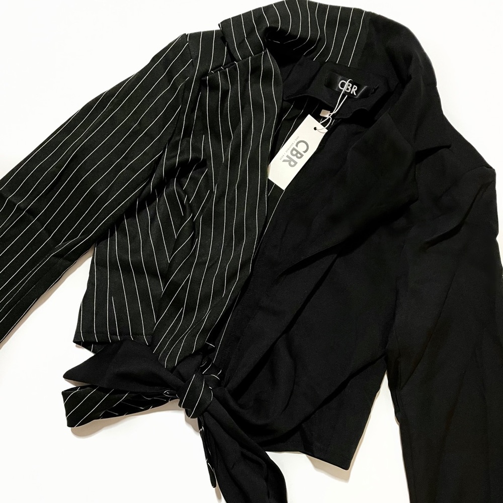CBR Black Striped Cropped Blazer Top (BOUTIQUE)